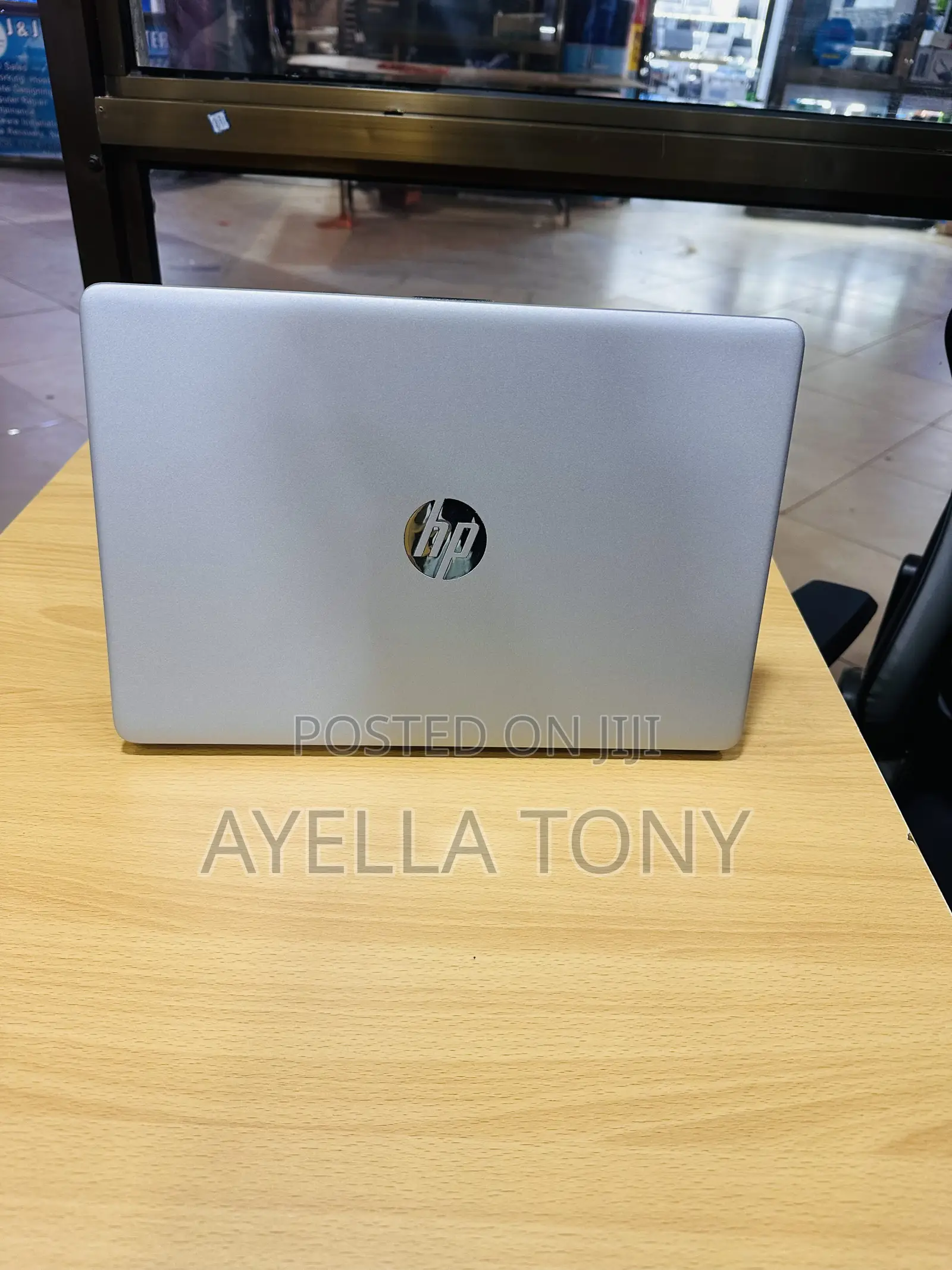 New HP Pavilion Gaming Laptop 15-dk2xxx 16GB Intel Core i7 SSD 512GB