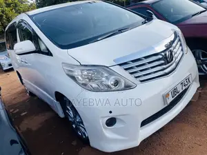 Toyota Alphard 2.4 Petrol FWD 2012