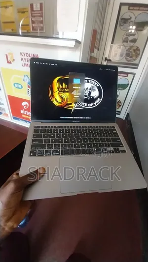 Laptop Apple MacBook Air 8GB Apple M1 SSD 256GB
