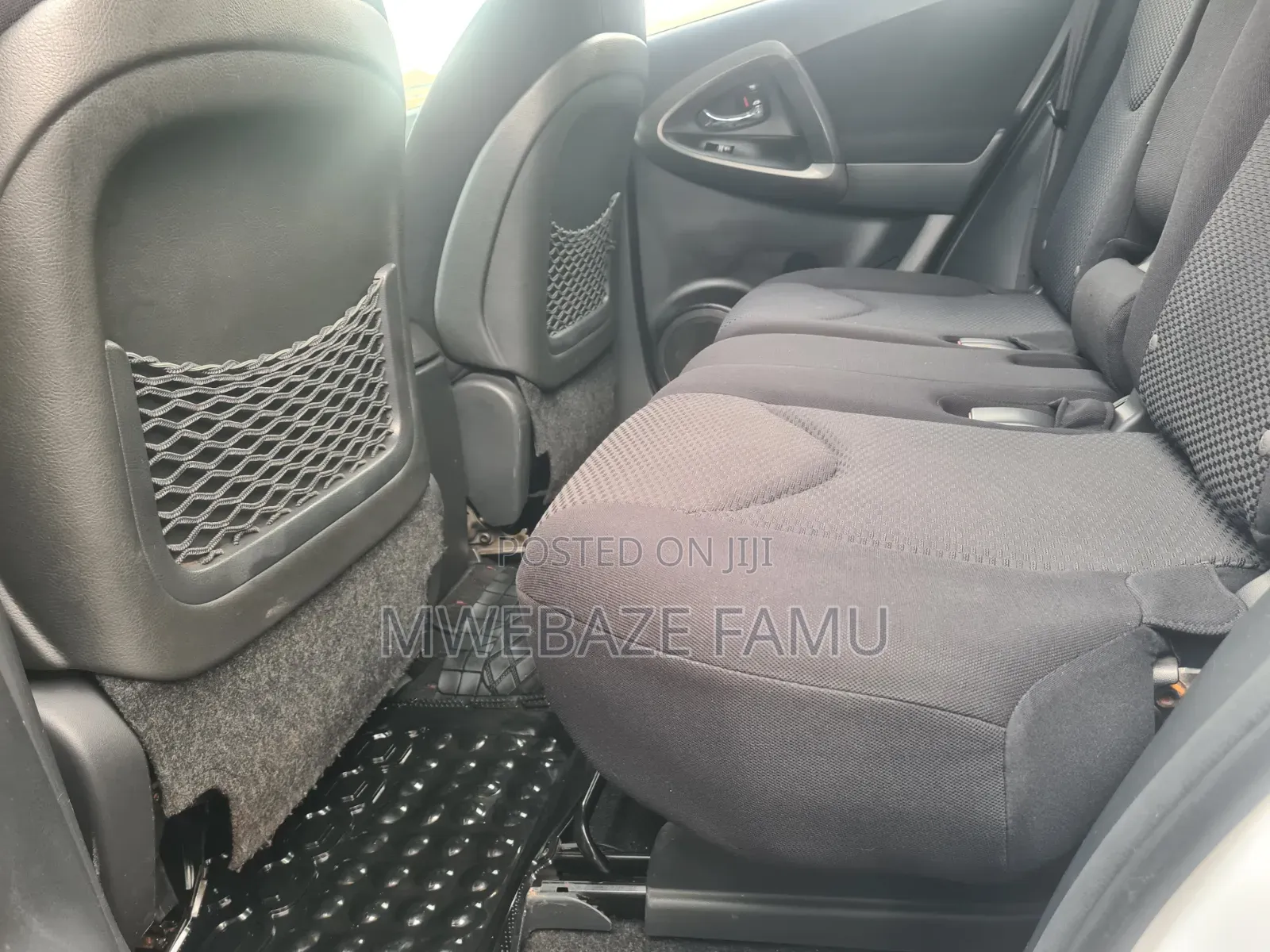 Toyota RAV4 2010 White