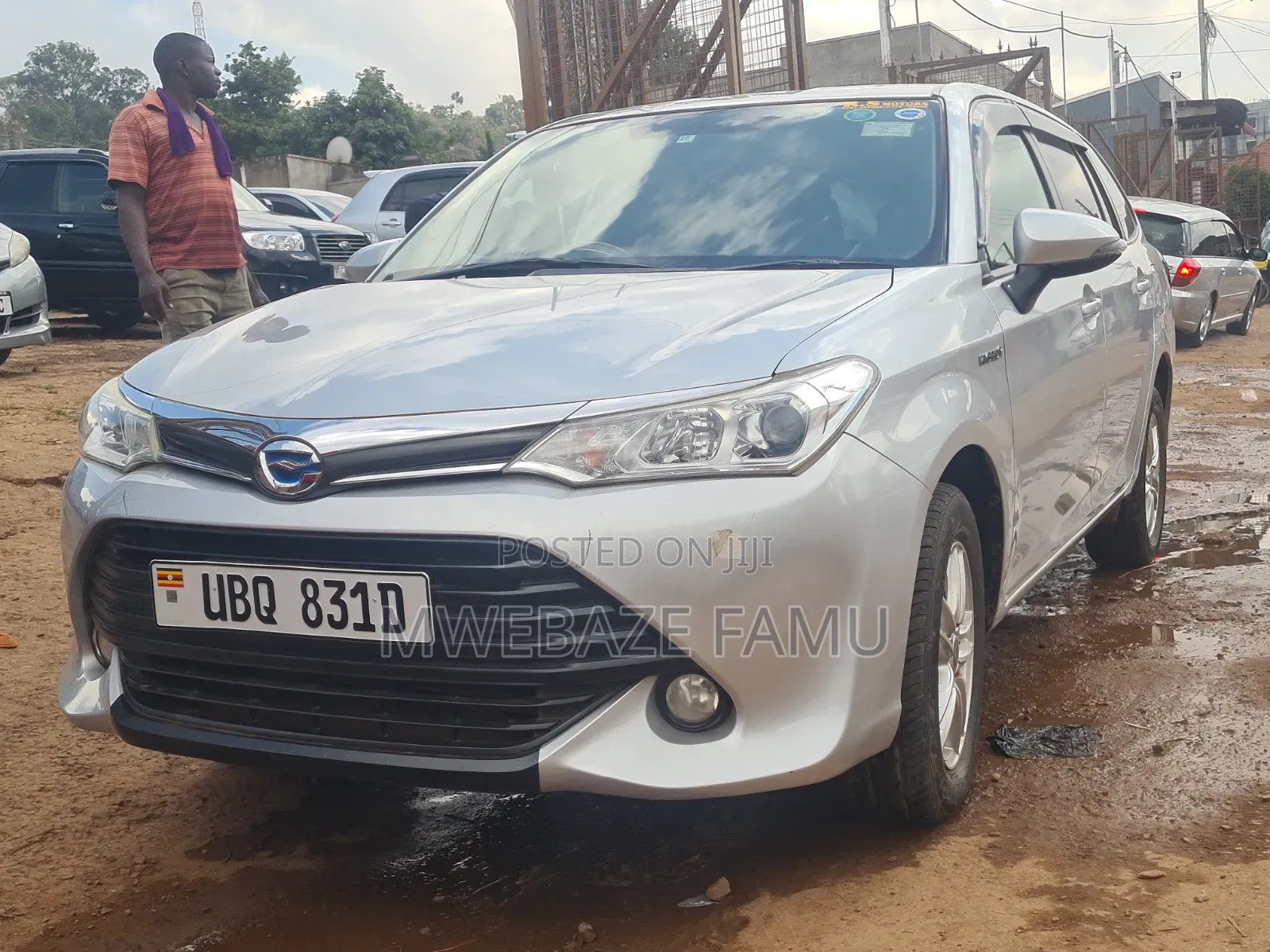 Toyota Corolla Fielder 2015