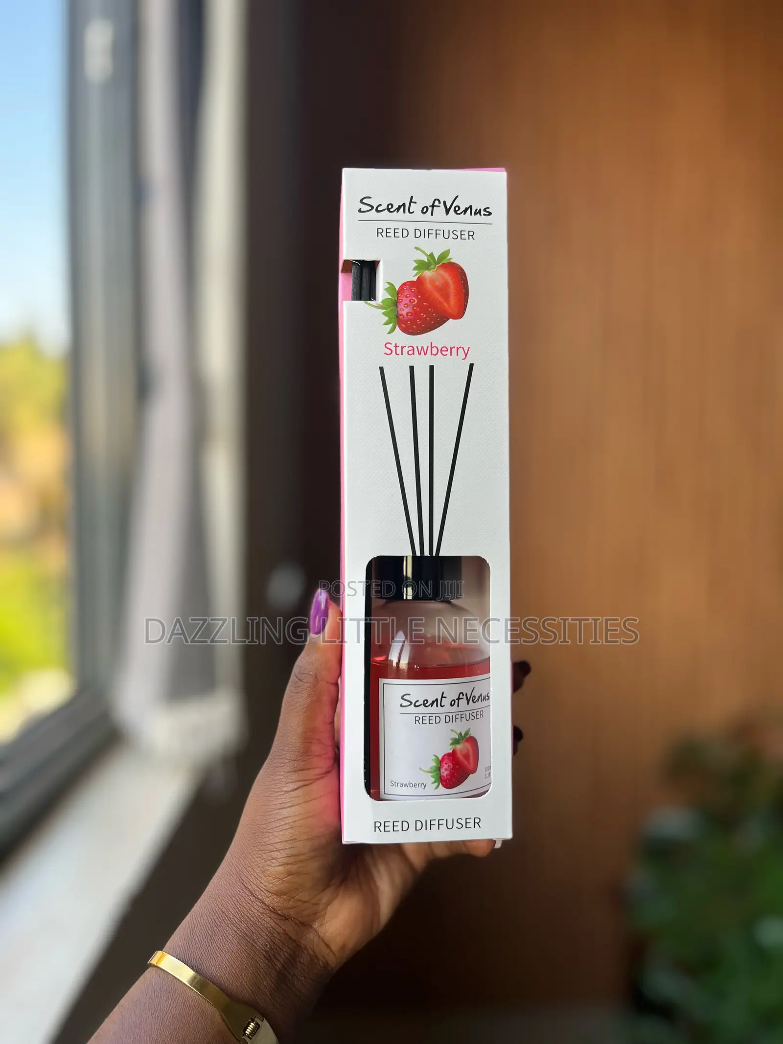 Scent of Venus Reed Diffuser - Strawberry Flavor - 100mls