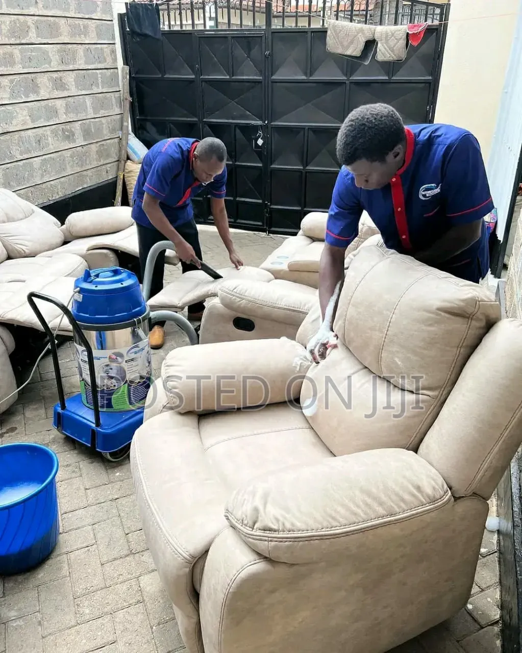 Sofa Set Cleaning Services