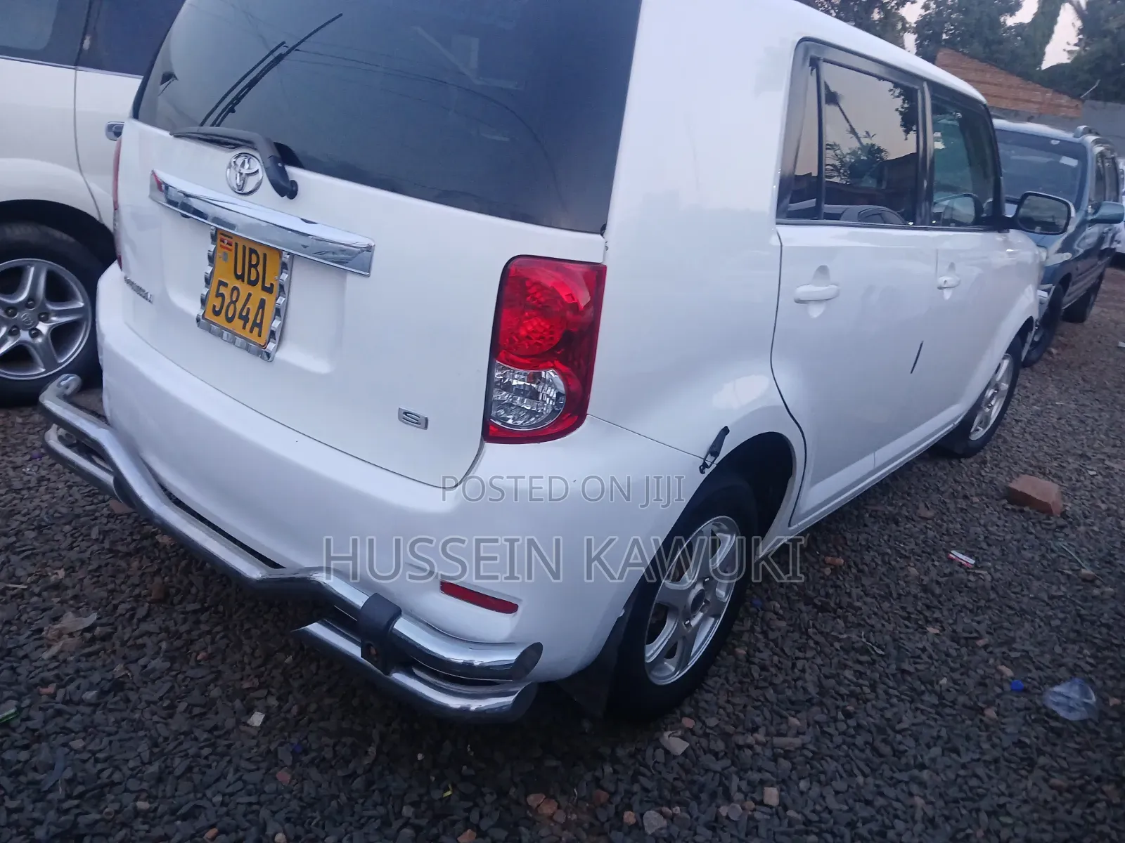 Toyota Corolla Rumion 2010 White