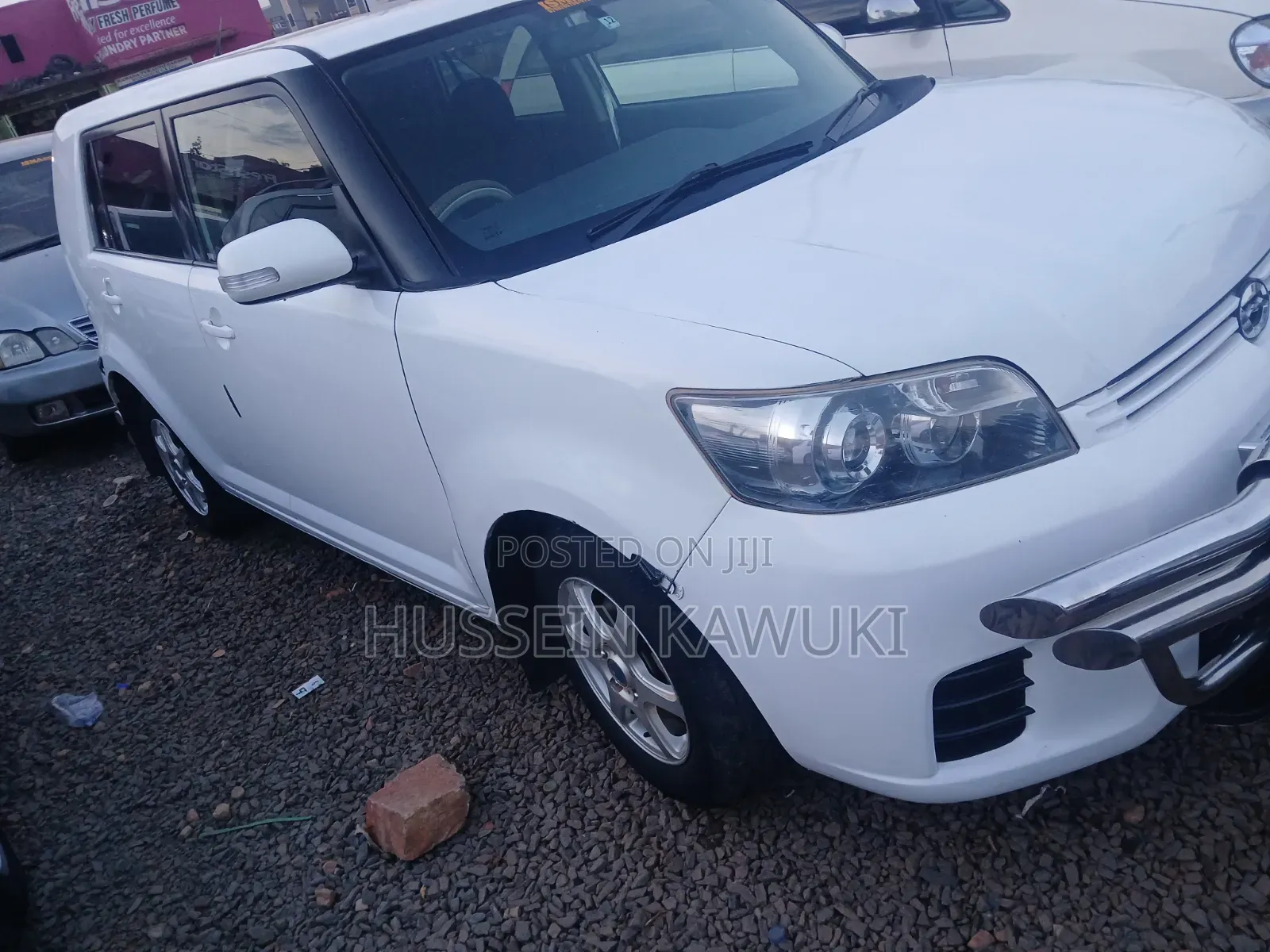 Toyota Corolla Rumion 2010 White