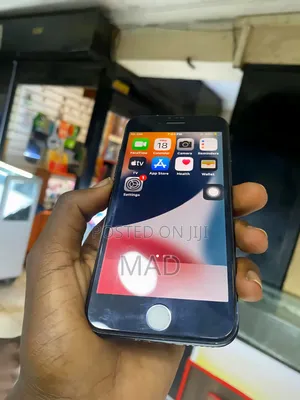Apple iPhone 7 32 GB Black