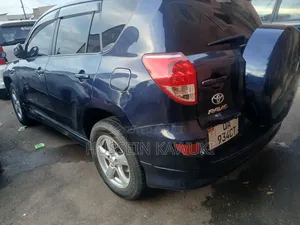 Toyota RAV4 2008 Blue