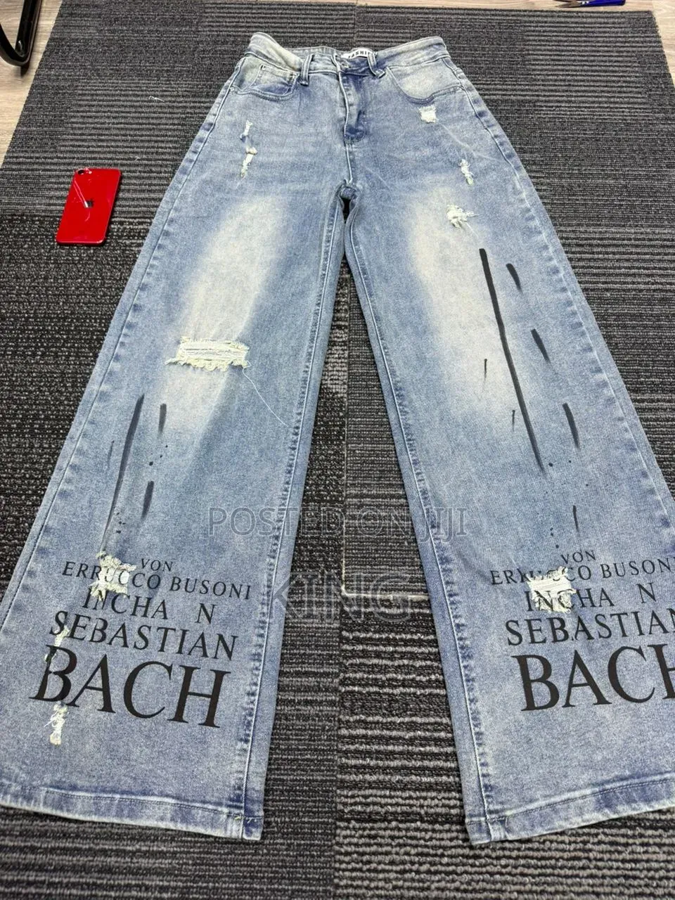 Womens Loose/Buggy Jeans