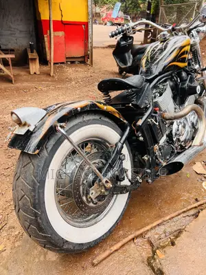 Yamaha Road Star 2000 Black