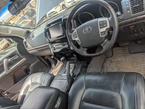 Toyota Land Cruiser 2013 Black