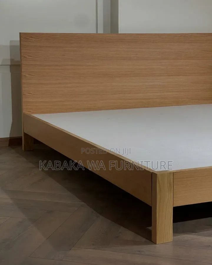 Wooden /5×6 Bed + Side /Table /Mattressking Bed 5by 6