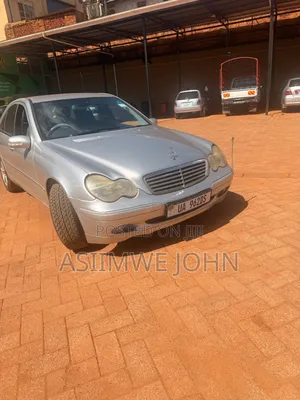 Mercedes-Benz C200 2005 Silver