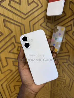 Apple iPhone 16 128 GB White