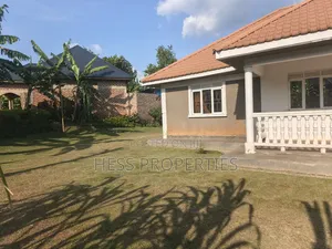 5bdrm Bungalow in Kabalore for sale