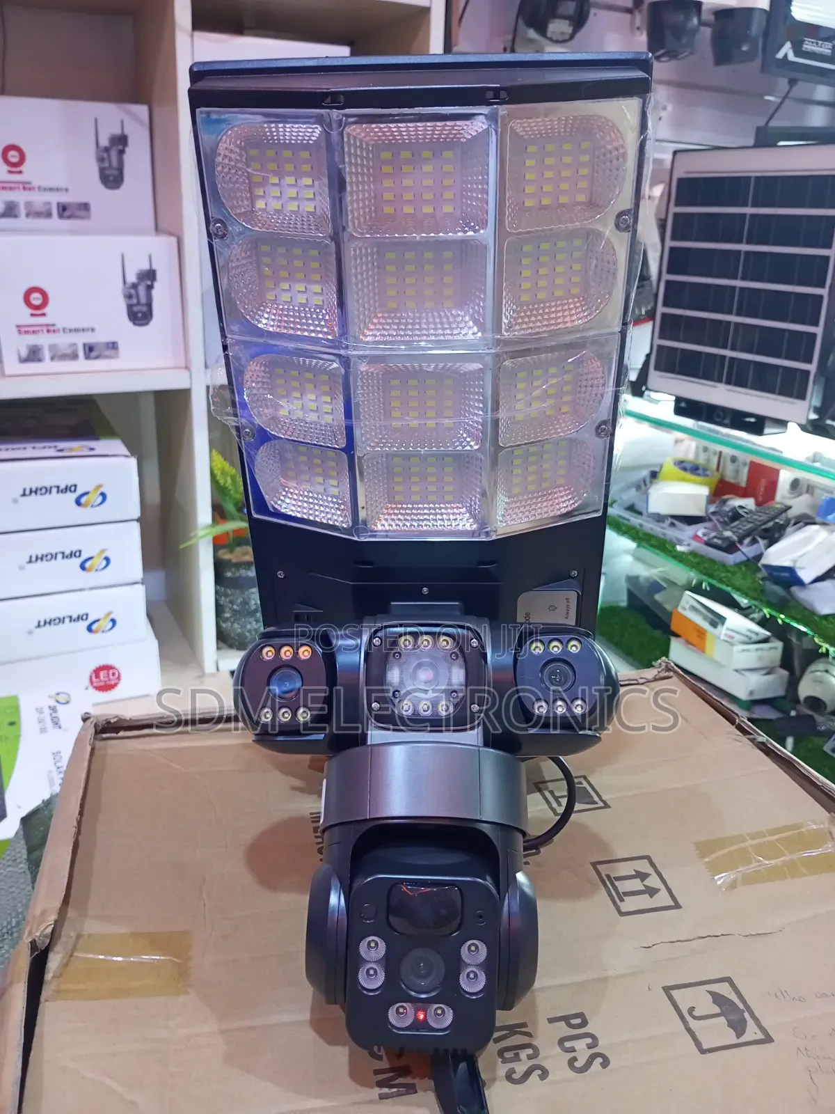 Tripple Lens Solar Camera With Light