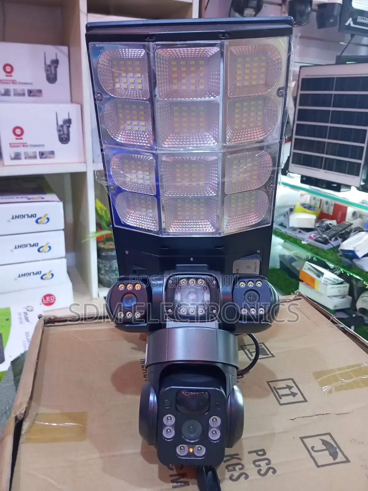 Tripple Lens Solar Camera With Light
