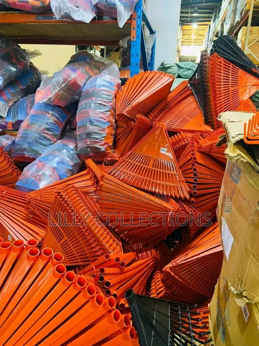 Plastic Leaf Rake