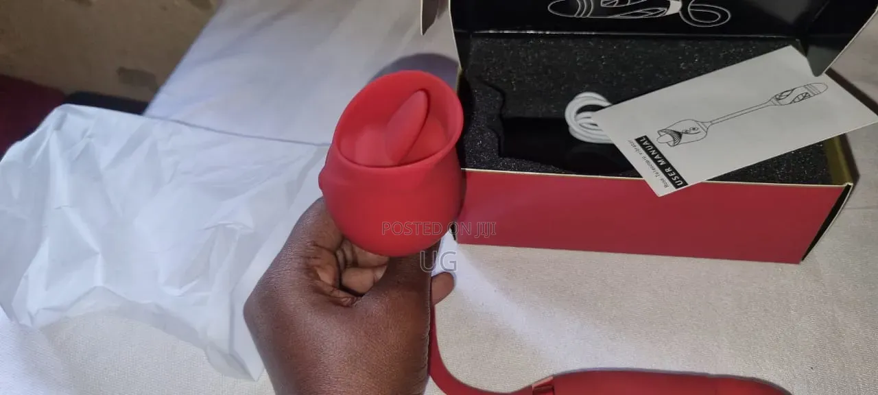 Rose 2-in-1 Clitoral Tongue With Dildo Vibrator