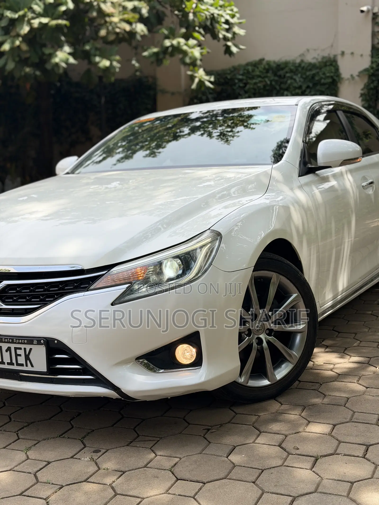 Toyota Mark X 2.5 AWD 2012 White