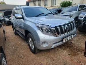 Toyota Land Cruiser Prado 2016 Silver