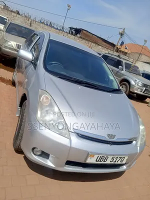 Toyota Wish 2005 Silver