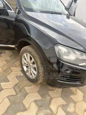 Volkswagen Touareg V6 Sport 2013 Black