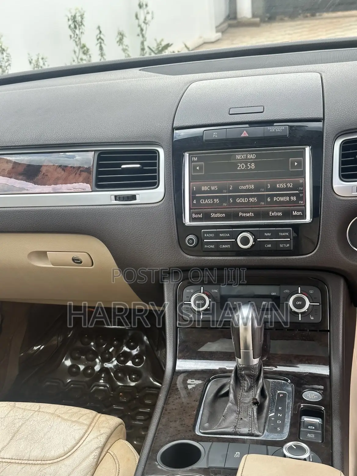 Volkswagen Touareg V6 Sport 2013 Black