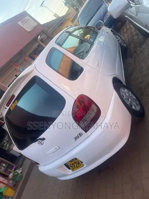 Toyota Corolla Spacio 1998 White