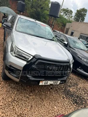 Toyota Hilux 2021 Silver