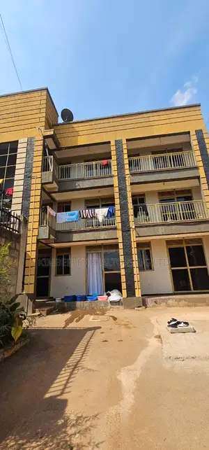 15bdrm Apartment in Division A for sale