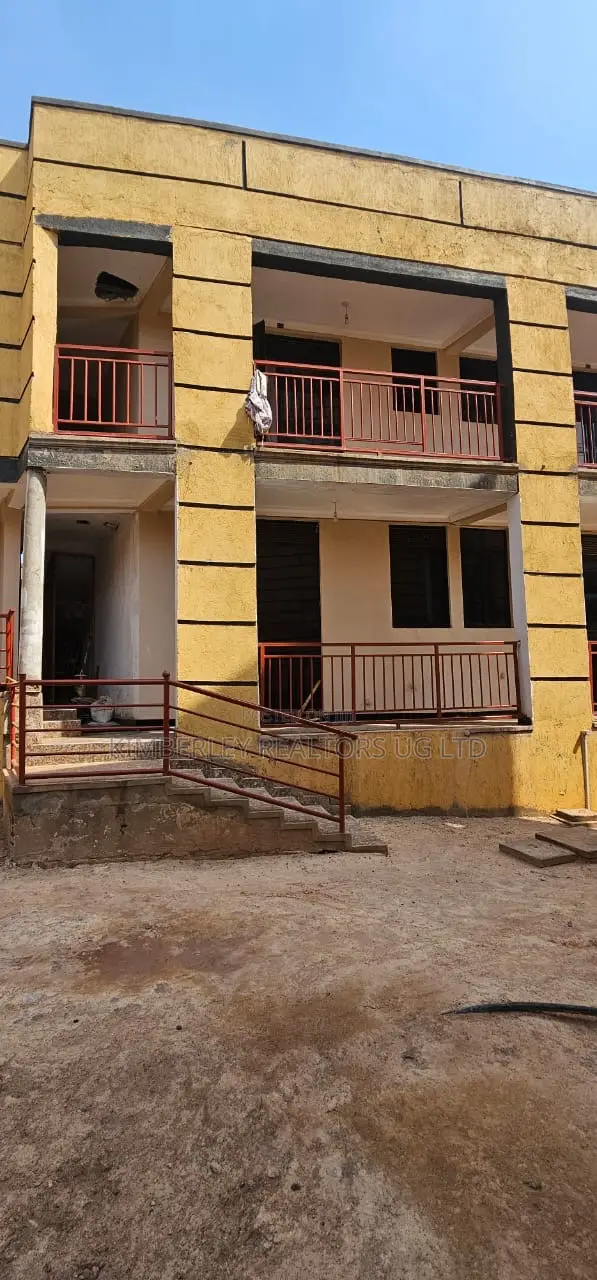 15bdrm Apartment in Division A for sale