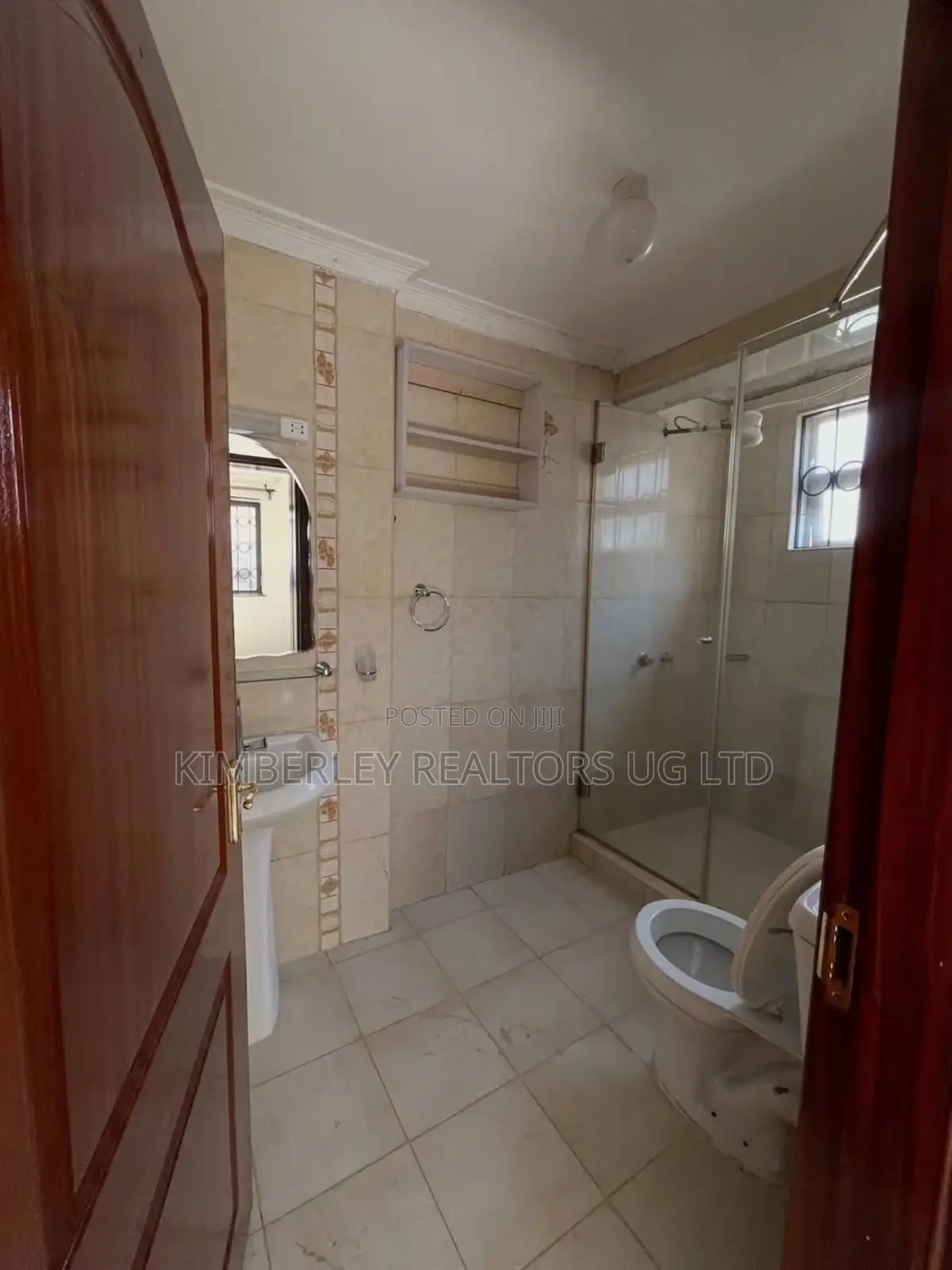 5bdrm House in Division A for sale