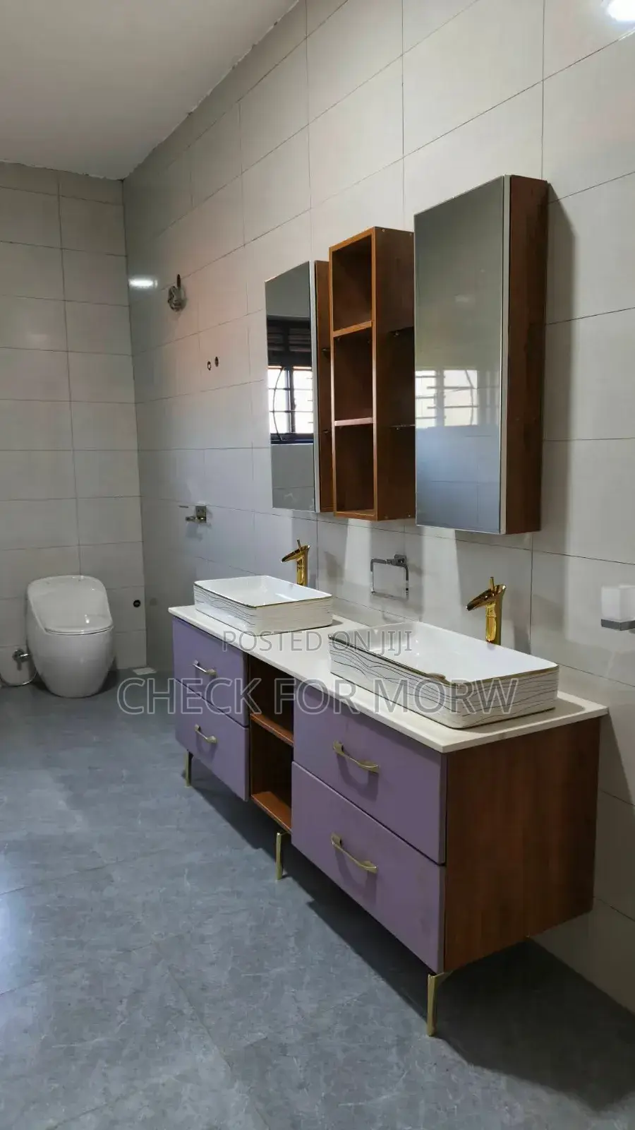 5bdrm Duplex in Mbuya, Central Division for rent