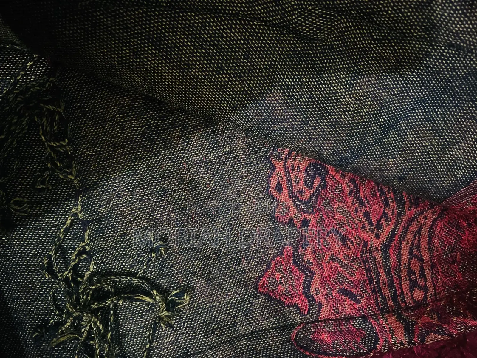 Plain Centered Vintage Print Edged Scarf