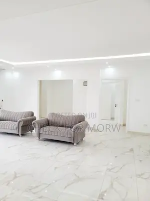 5bdrm Apartment in Mbuya, Central Division for rent
