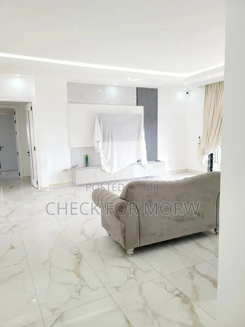 5bdrm Apartment in Mbuya, Central Division for rent