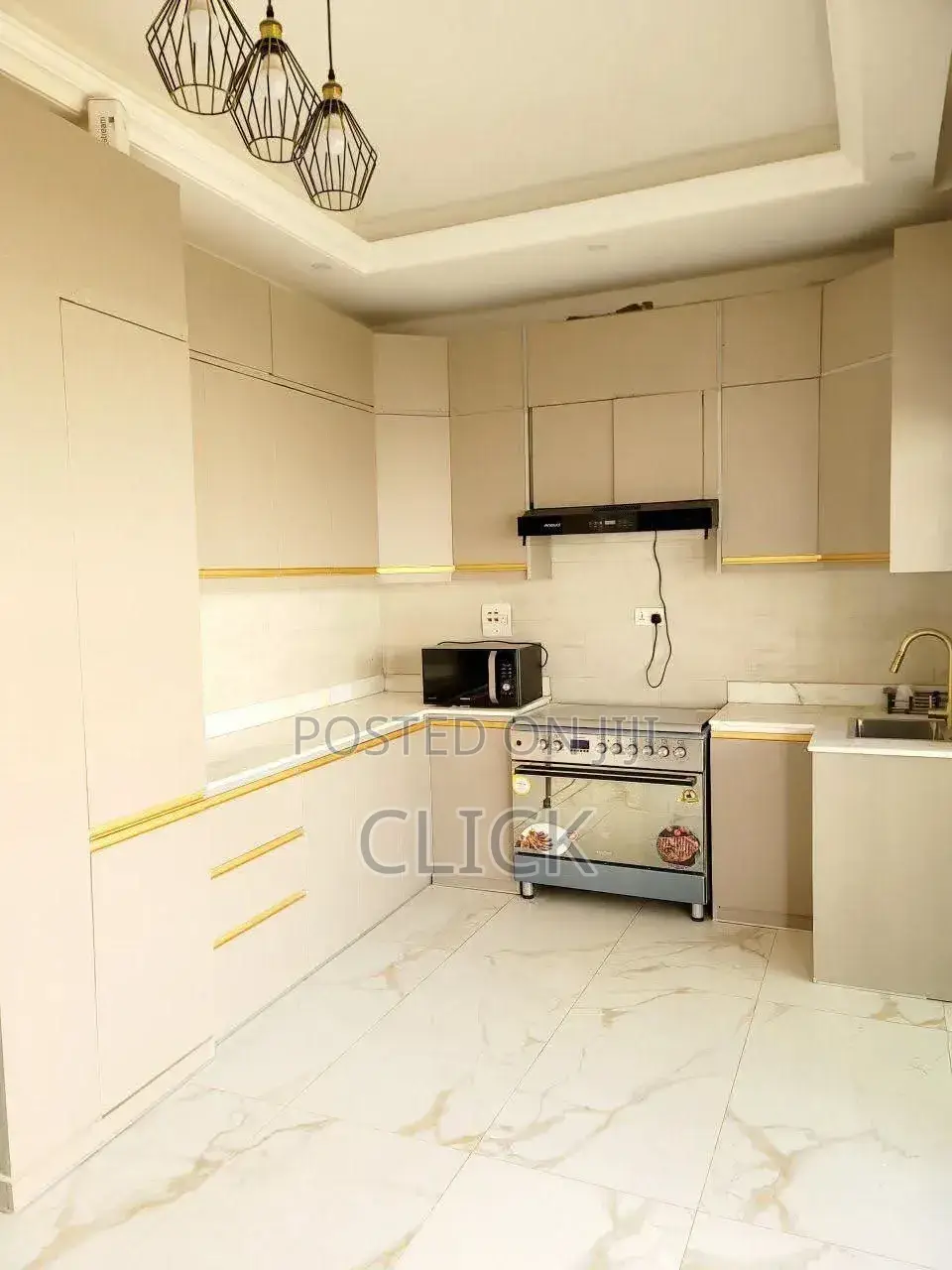 5bdrm Apartment in Mbuya, Central Division for rent