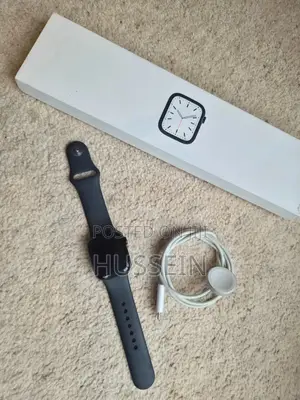 Apple Watch Series 7 41mm Aluminium Case With Sport Band - Midnight