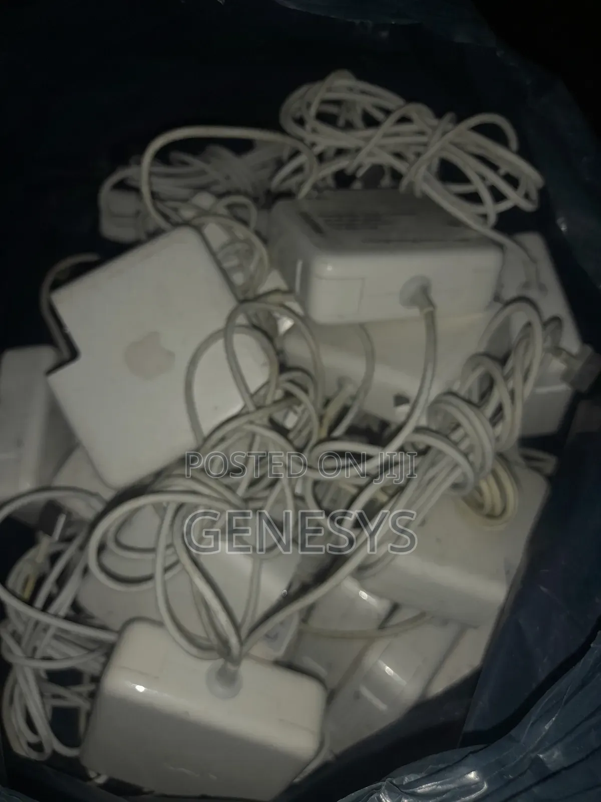 All Macbook Chargers Original 85 Watts