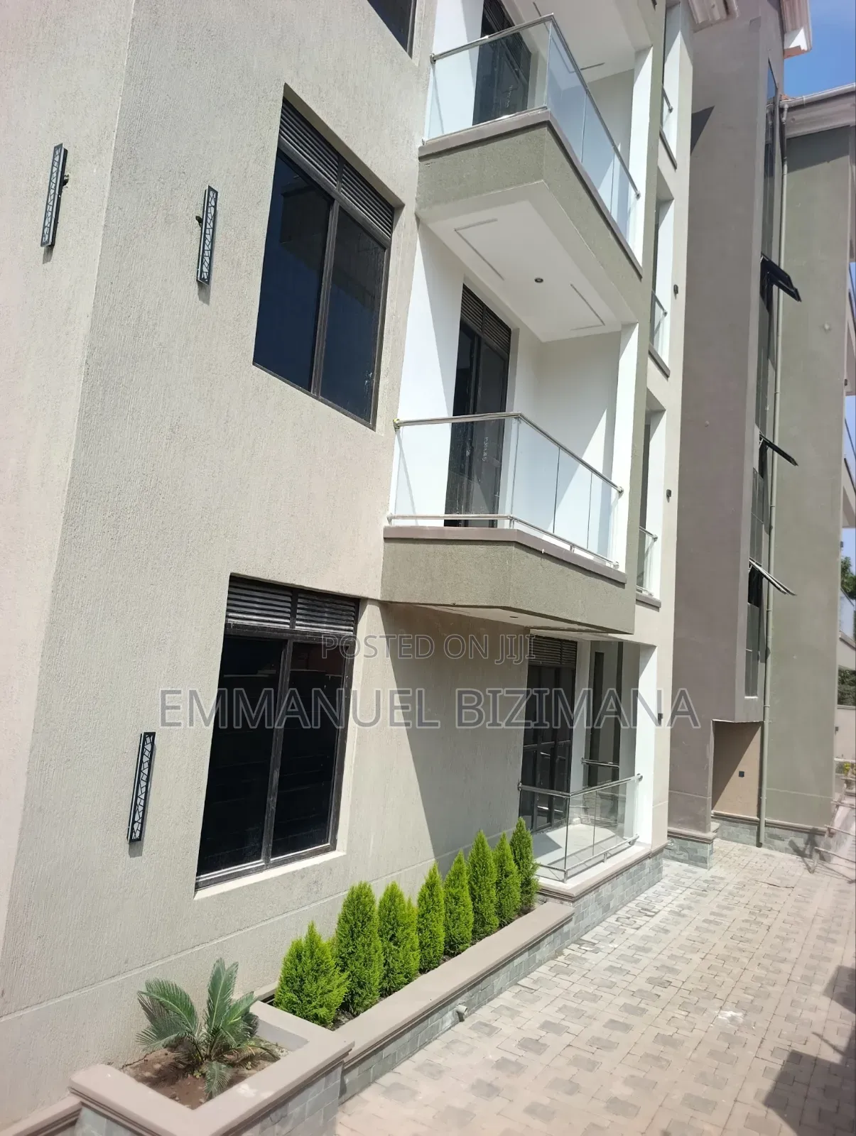 Furnished 2bdrm Block of Flats in Kyambogo, Central Division for sale