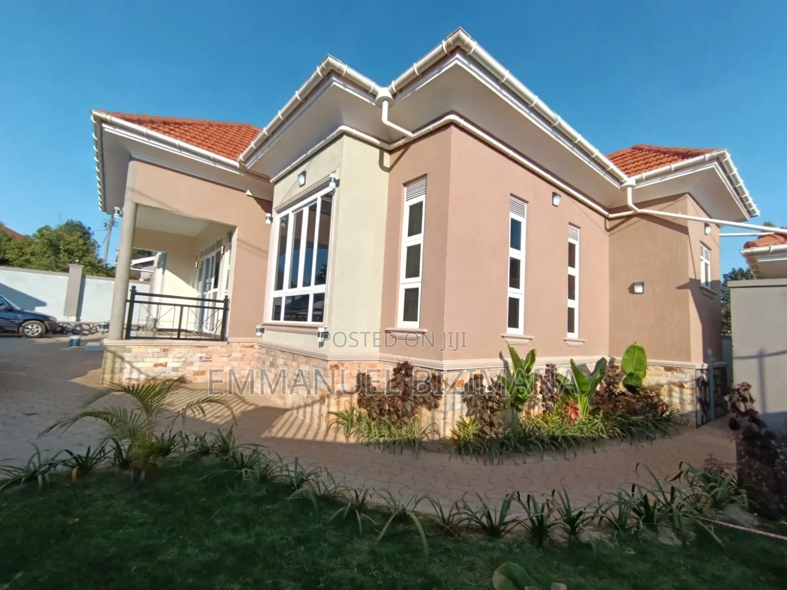 Furnished 4bdrm Bungalow in Entebbe, Central Division for sale