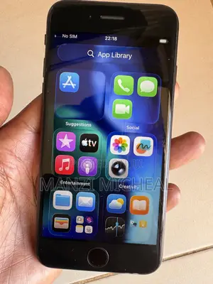 Apple iPhone SE (2020) 64 GB Black