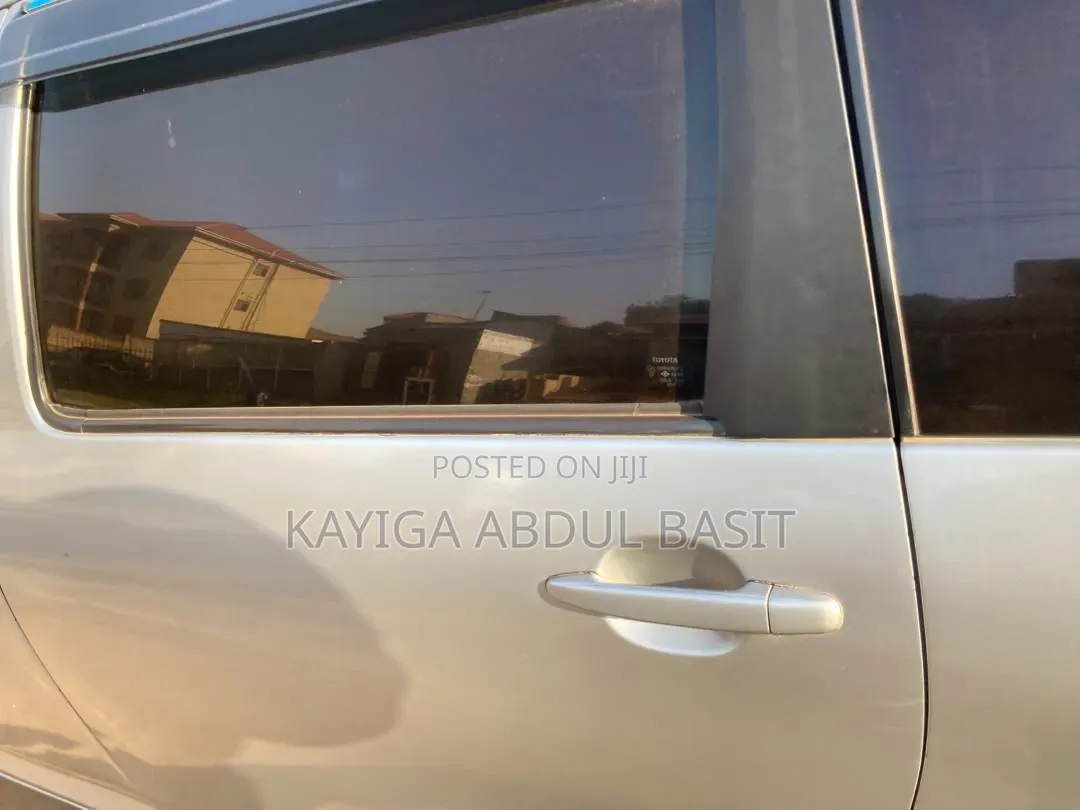 Toyota Wish 2009 Silver