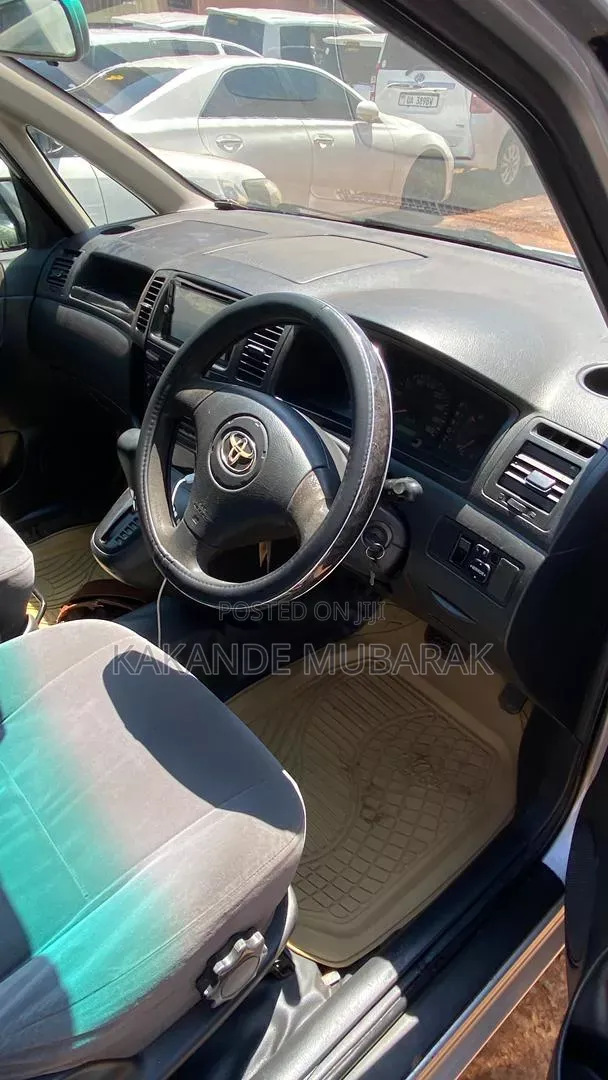 Toyota Corolla Spacio 2006 Silver