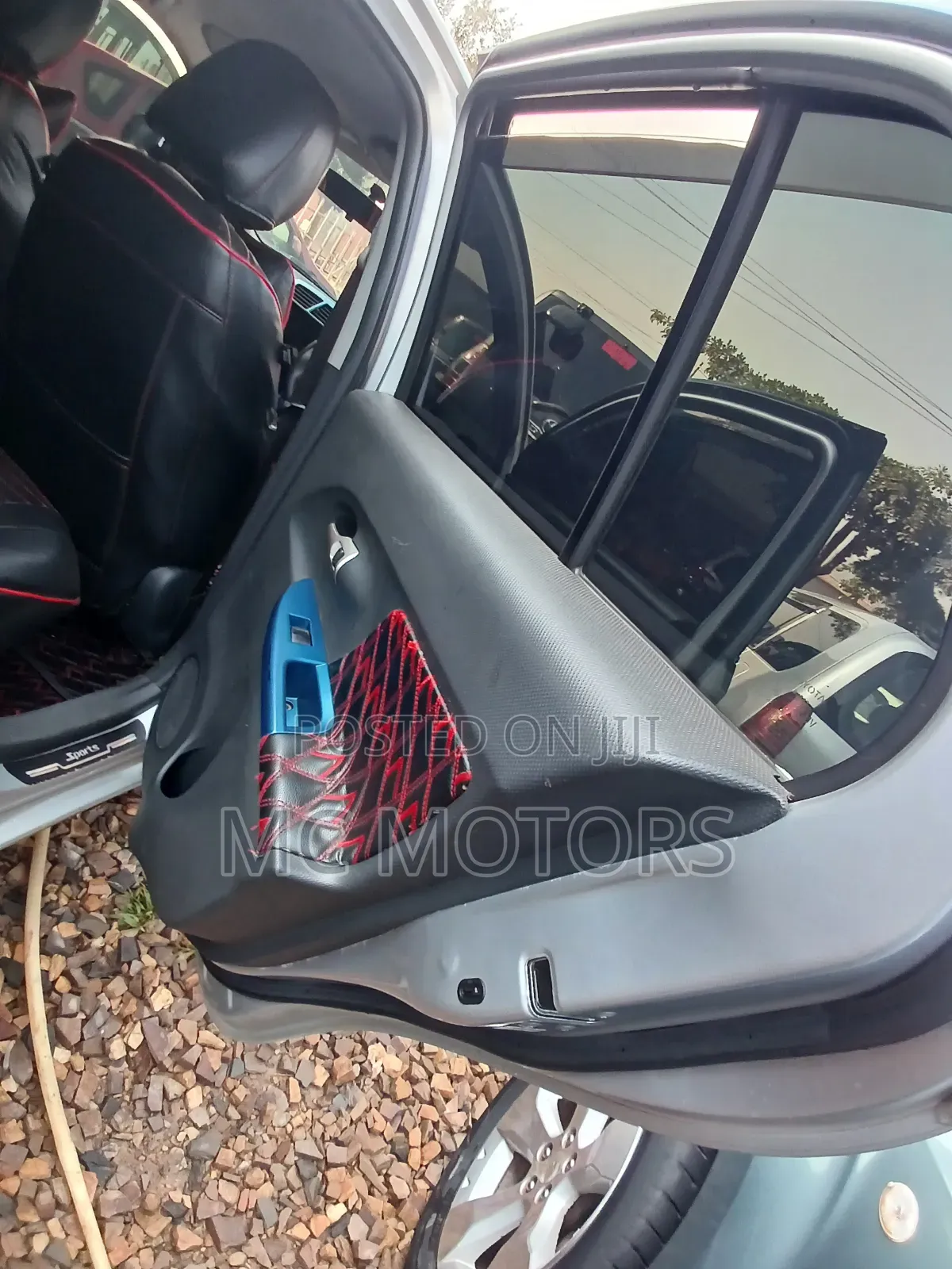 Toyota IST 2011 Silver