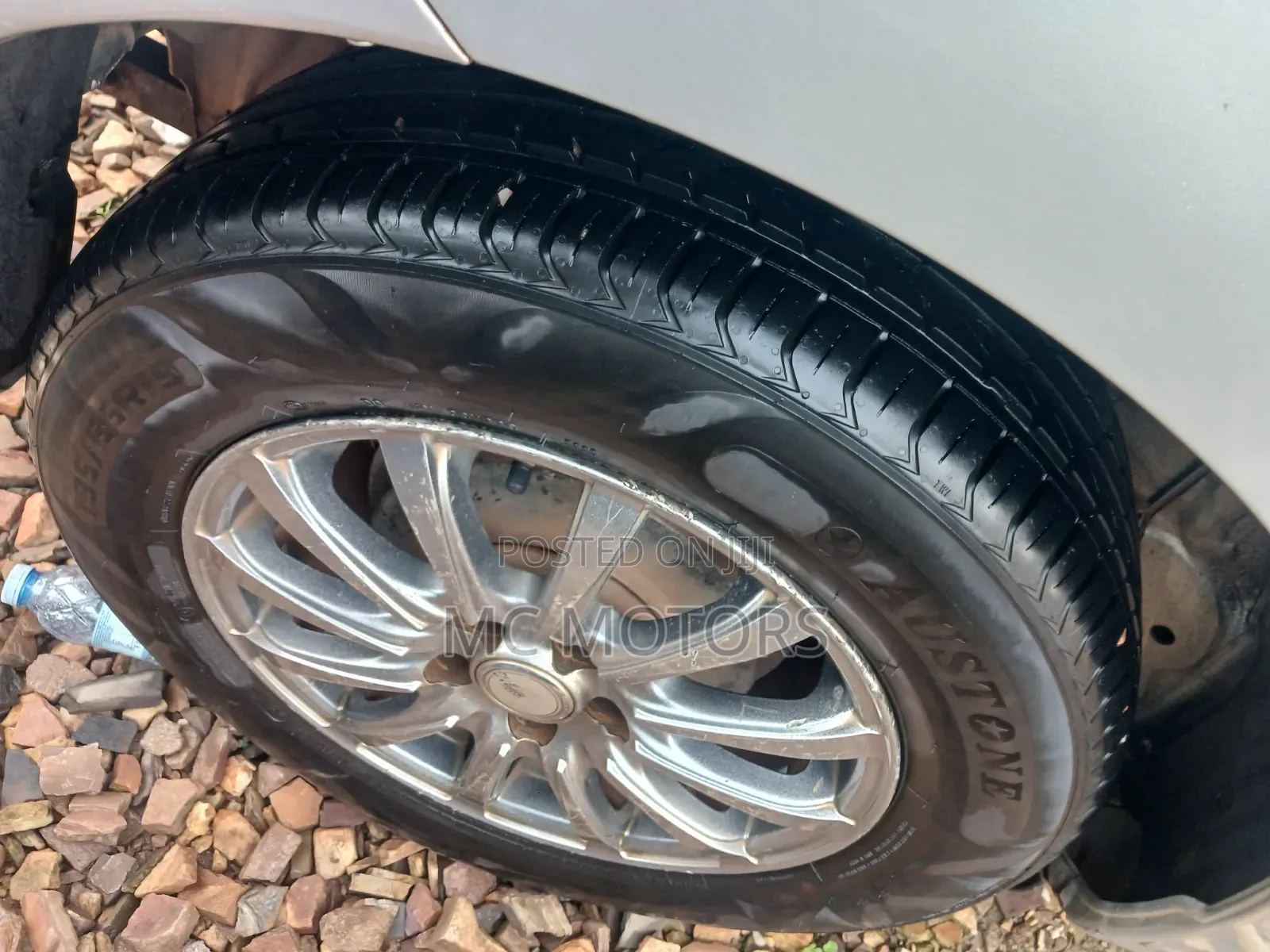 Toyota IST 2011 Silver