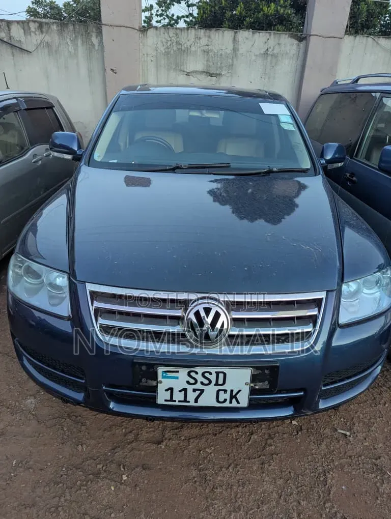 Volkswagen Touareg 2009 Blue