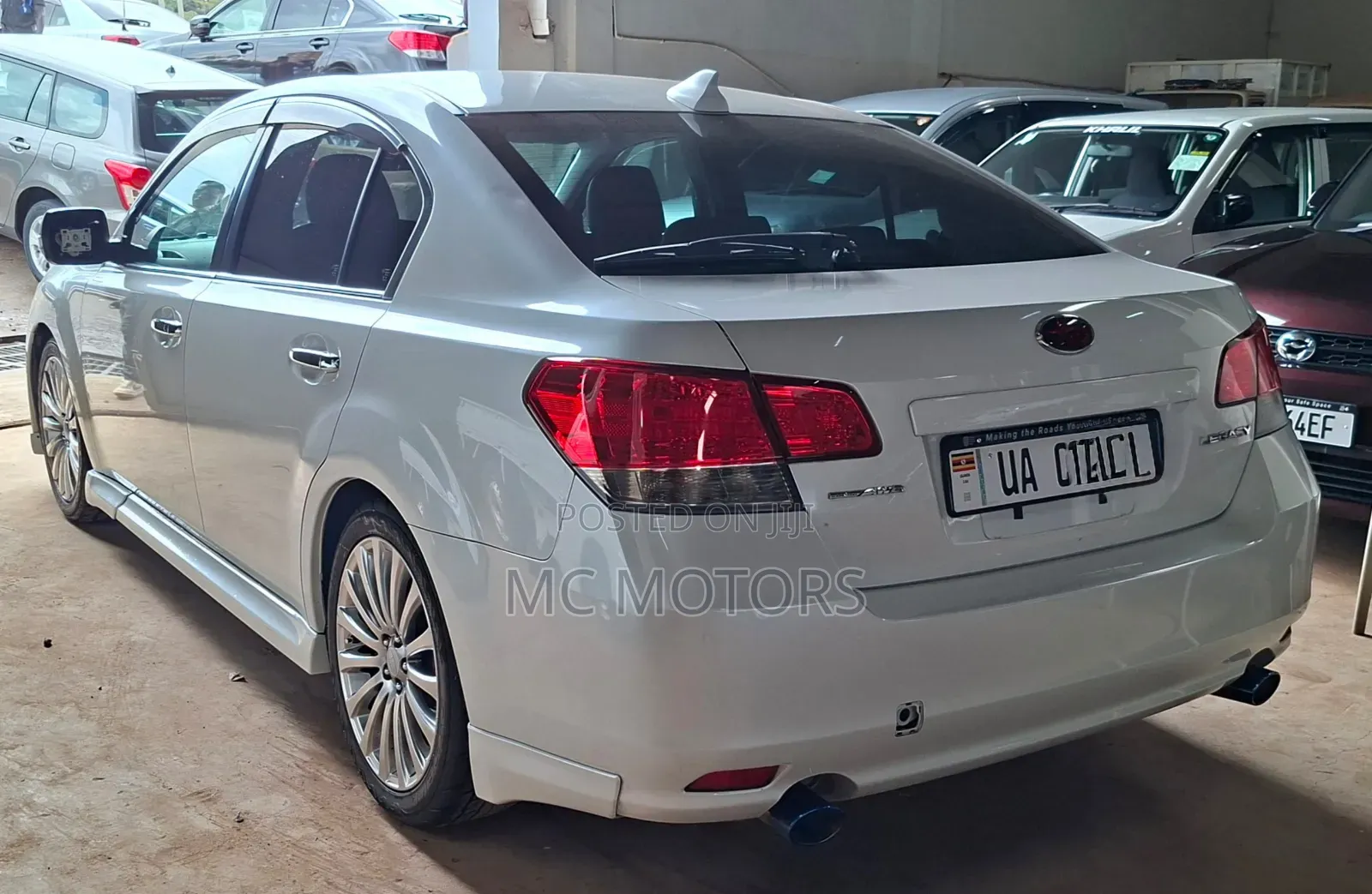 Subaru Legacy 2.0D Estate 2012 White