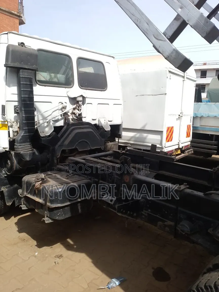 Isuzu Forward Tipper