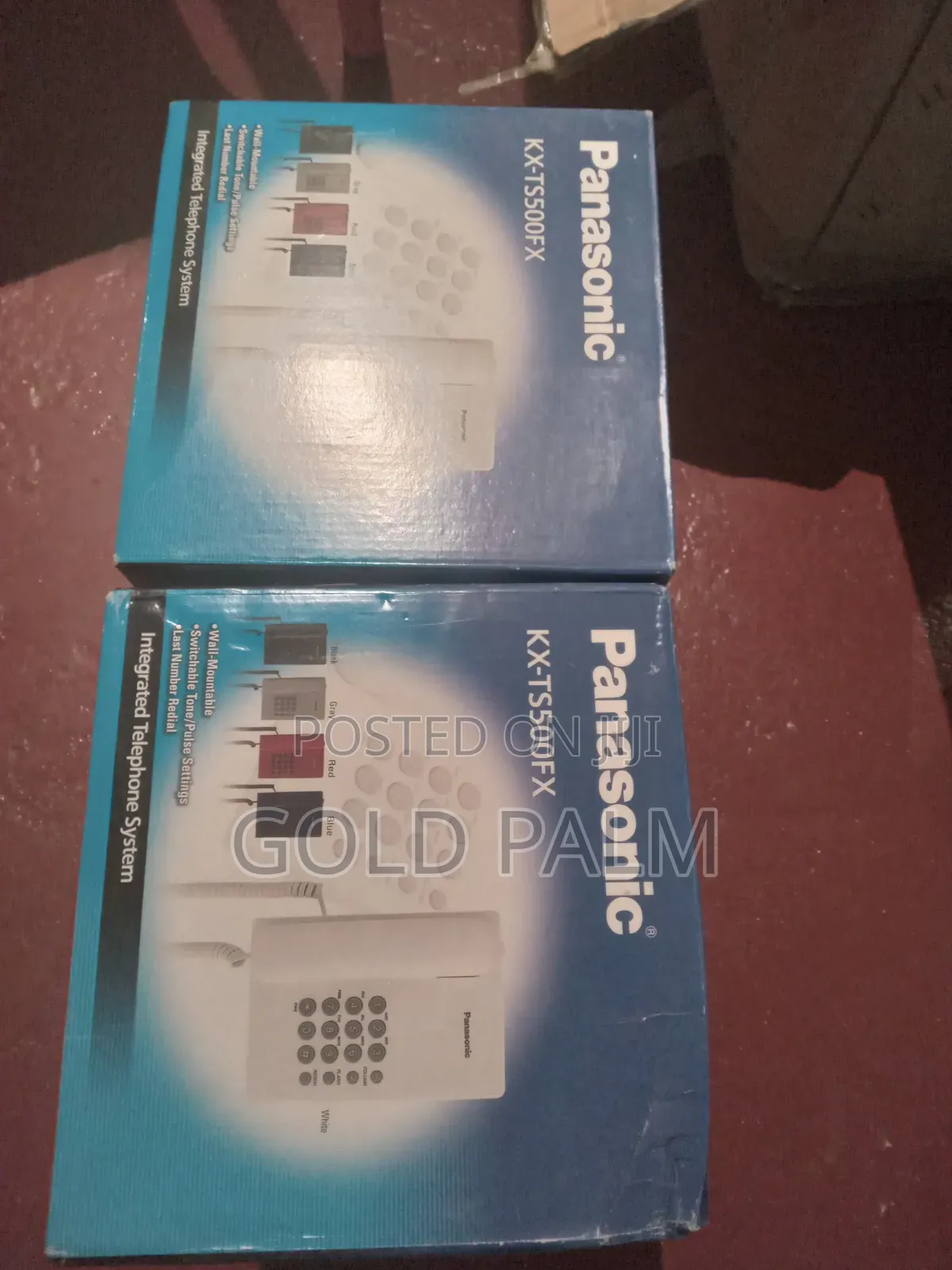 Intercom Equipment Pabx, Main Phone and 8 Extension Phones for Office